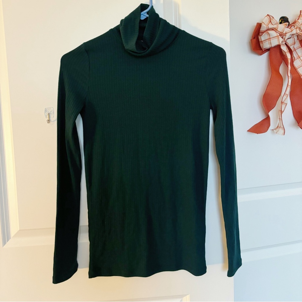 Madewell turtleneck long sleeve green